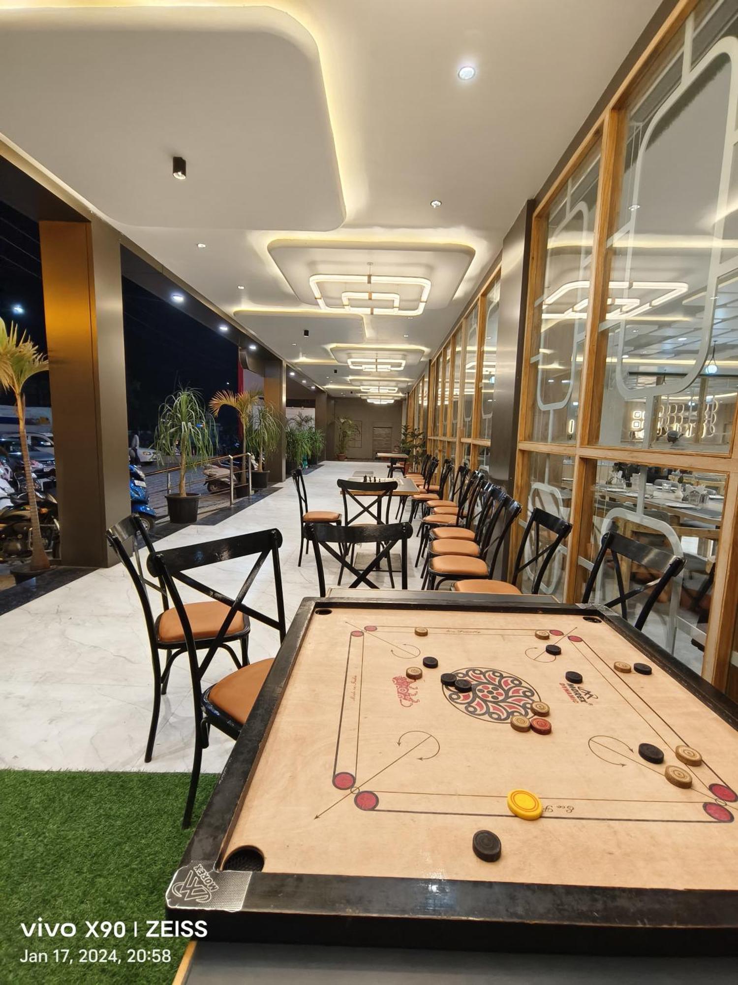 Hotel The Grand Khodiyar Visnagar Buitenkant foto
